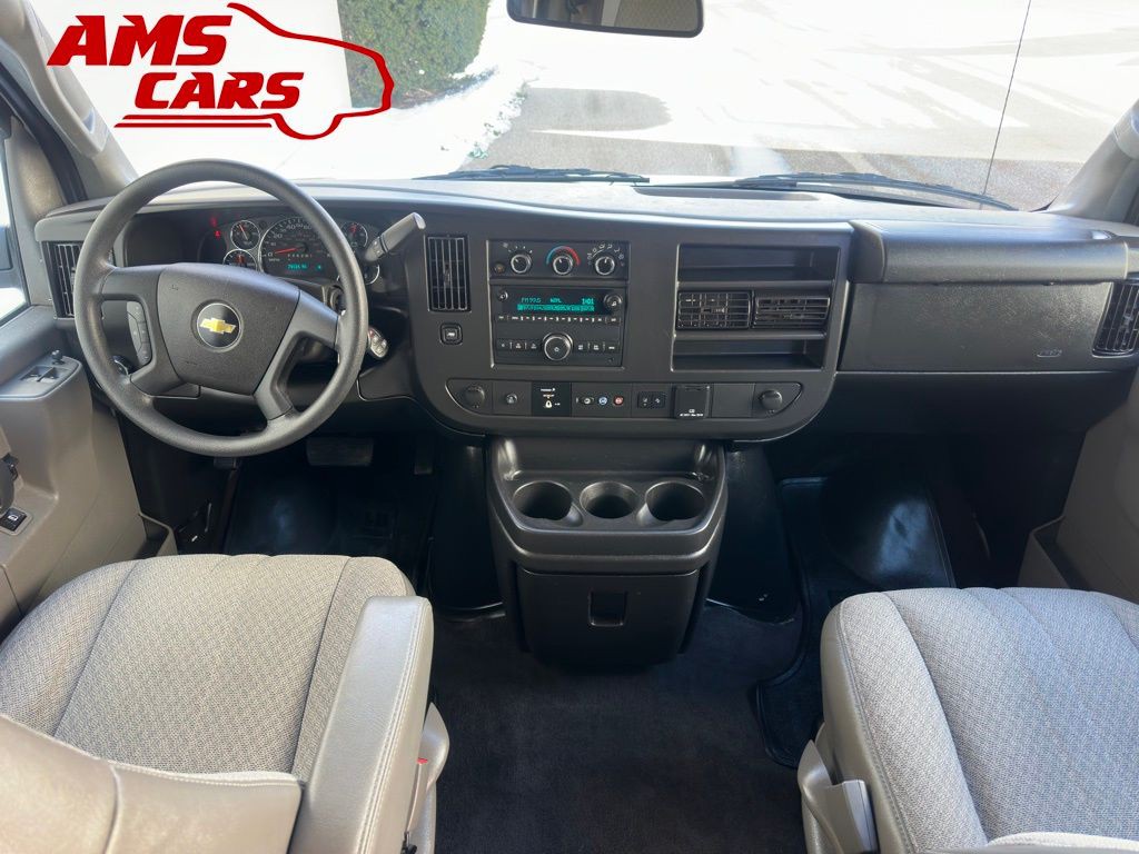 2020 Chevrolet Express Image 8