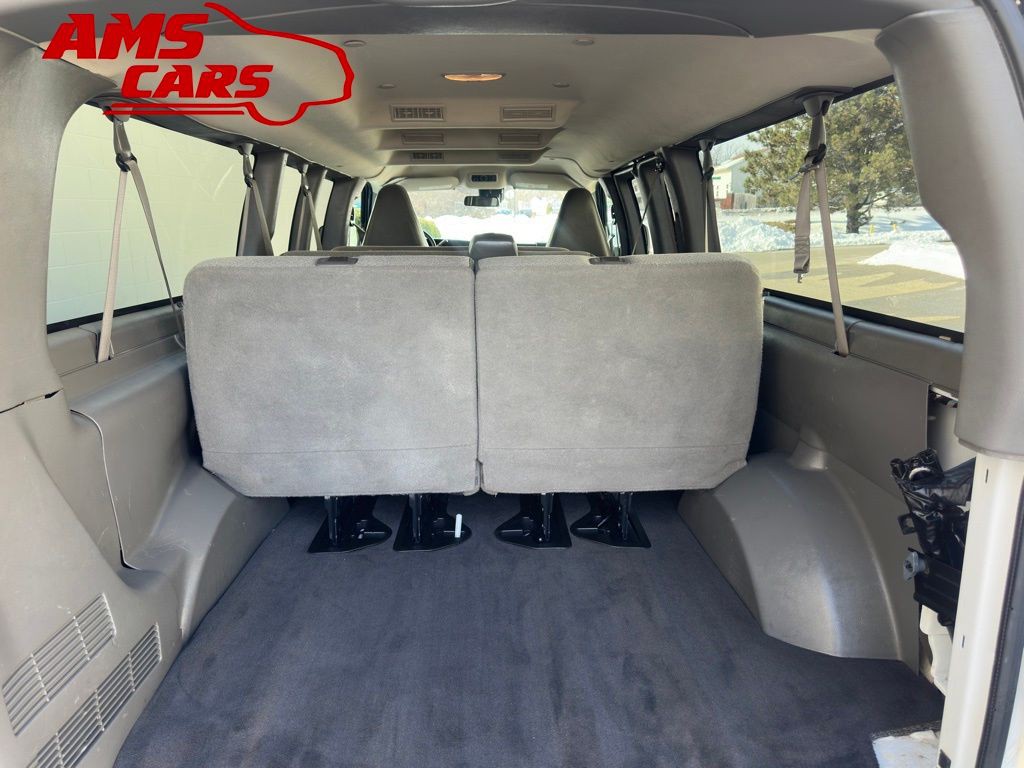 2020 Chevrolet Express Image 13