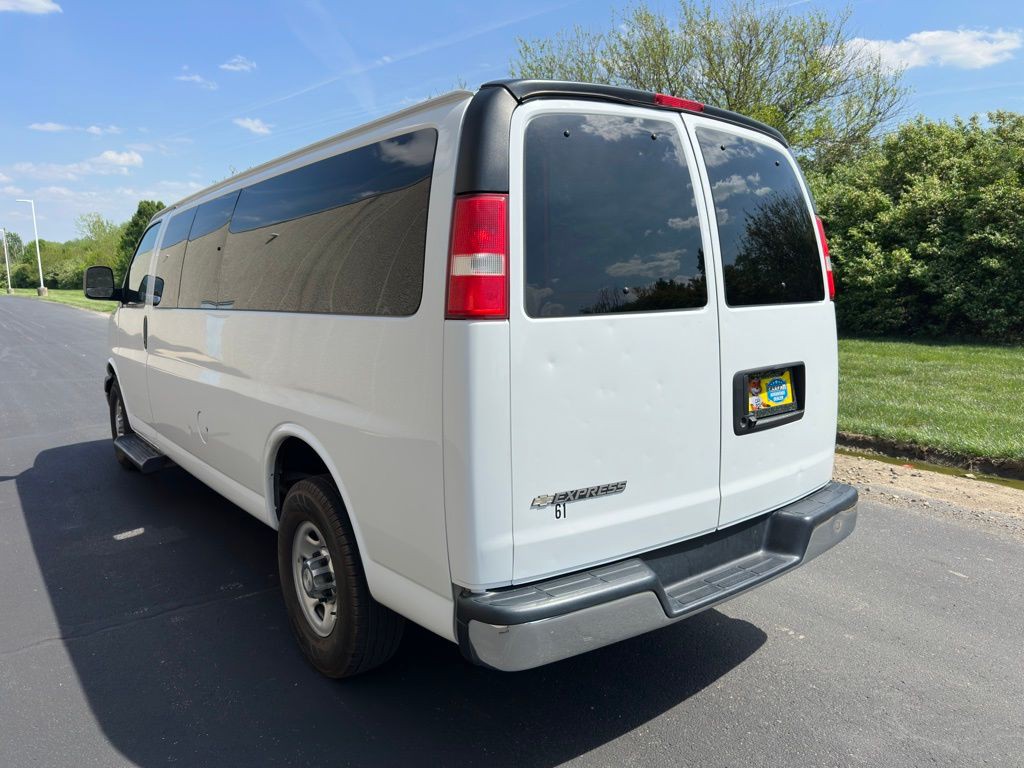 2020 Chevrolet Express Image 6
