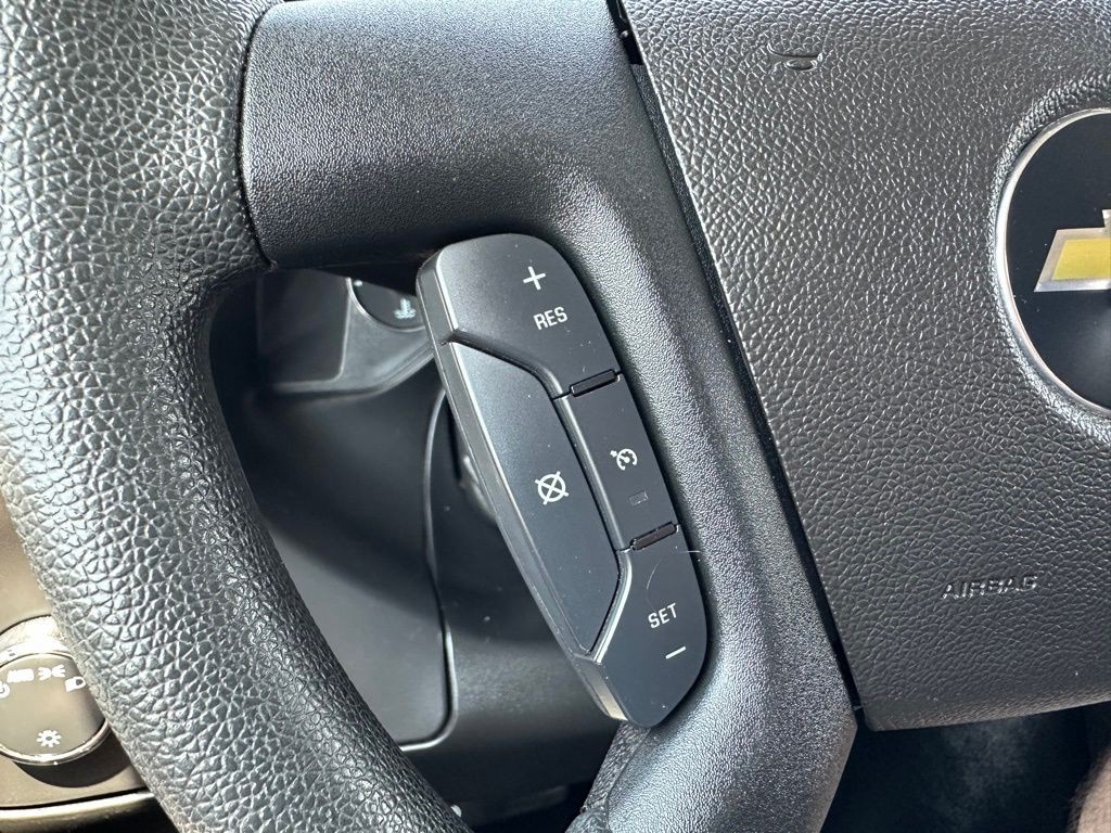 2020 Chevrolet Express Image 20