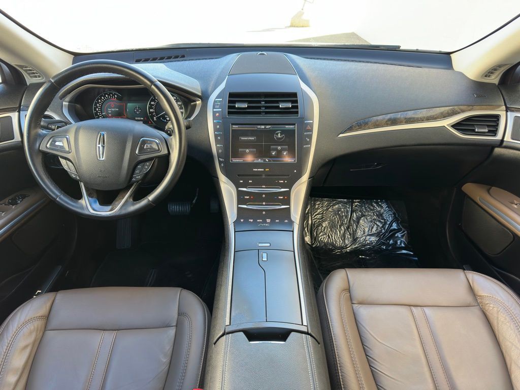 2016 Lincoln MKZ Image 8