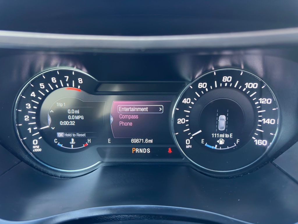 2016 Lincoln MKZ Image 16