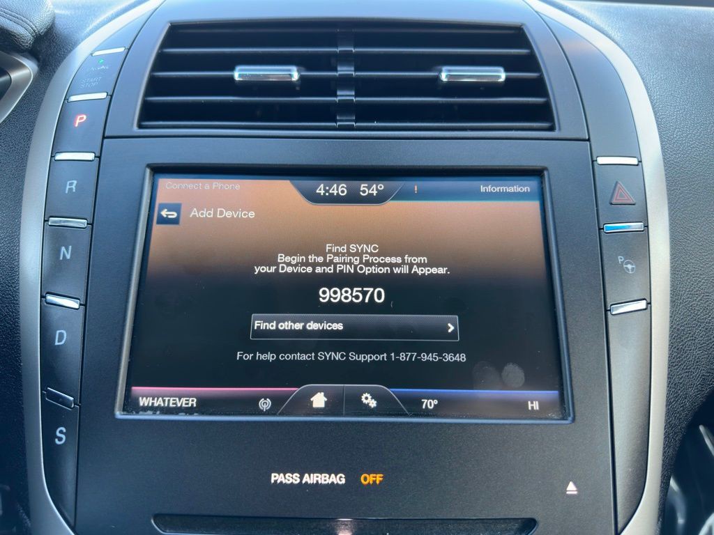 2016 Lincoln MKZ Image 26