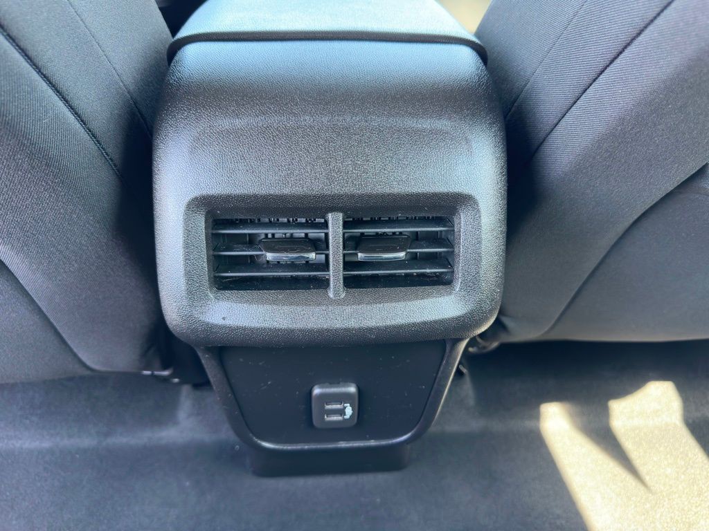 2019 Chevrolet Equinox Image 34