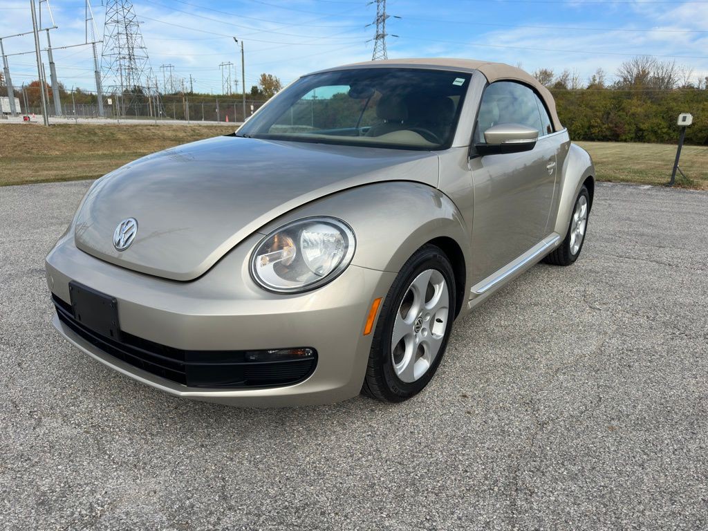 2014 Volkswagen Beetle Image 7