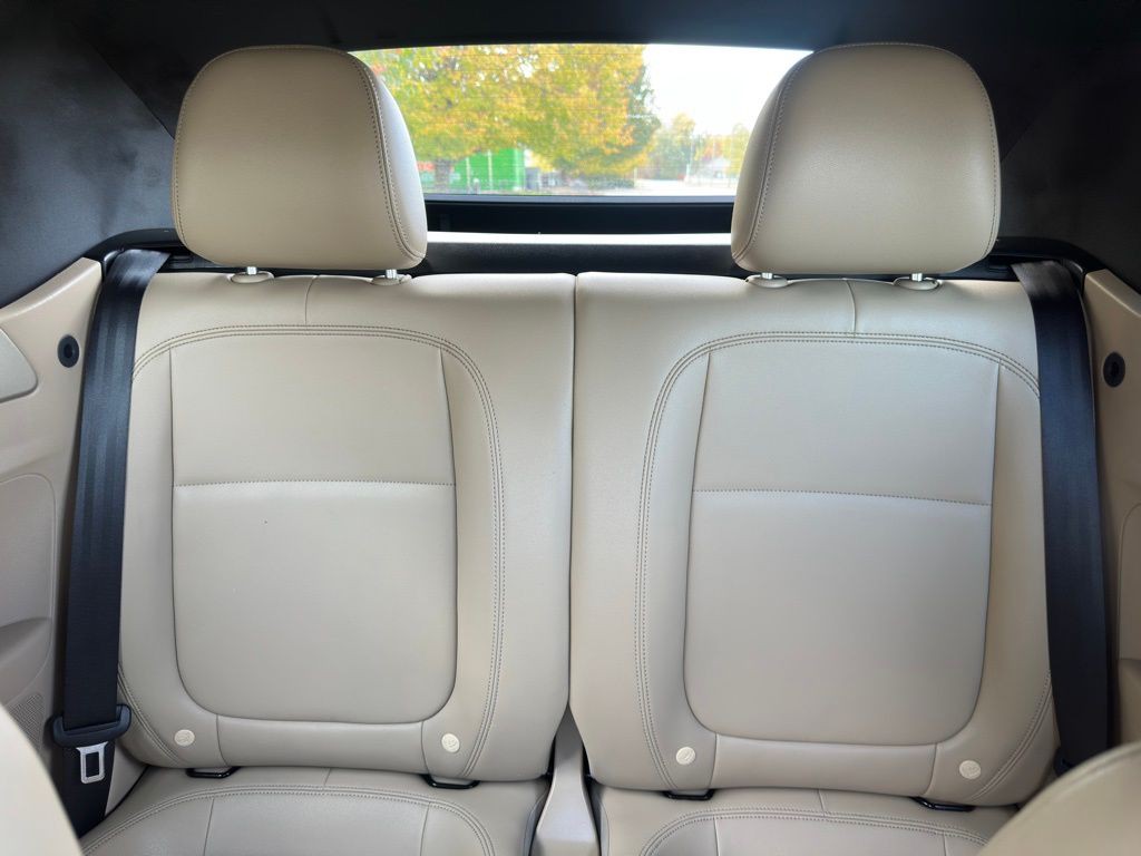 2014 Volkswagen Beetle Image 17