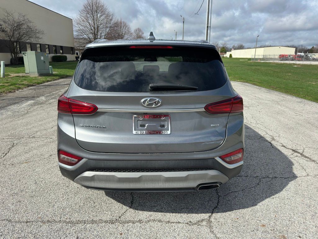 2020 Hyundai Santa Fe Image 5