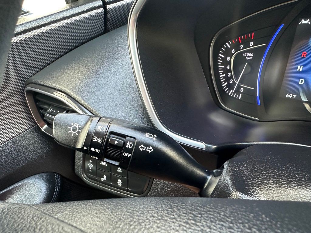2020 Hyundai Santa Fe Image 23