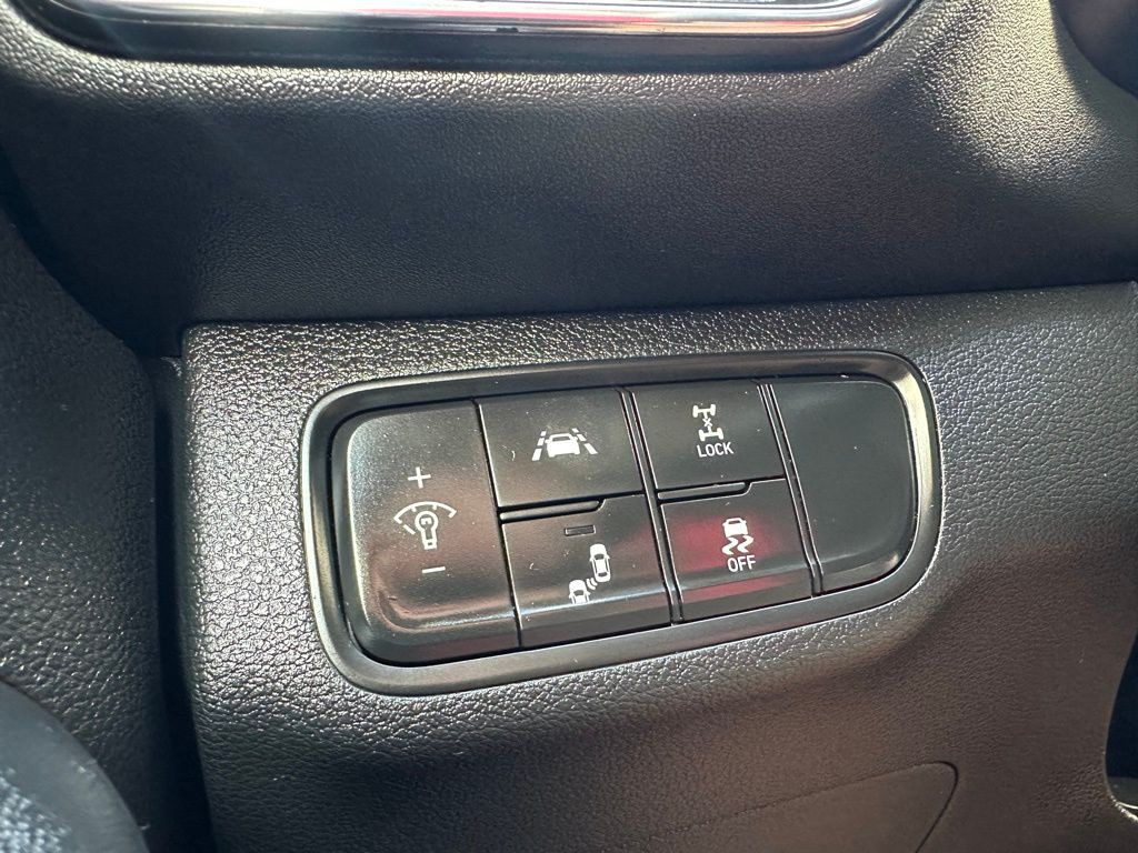 2020 Hyundai Santa Fe Image 25