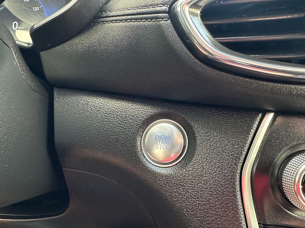 2020 Hyundai Santa Fe Image 26