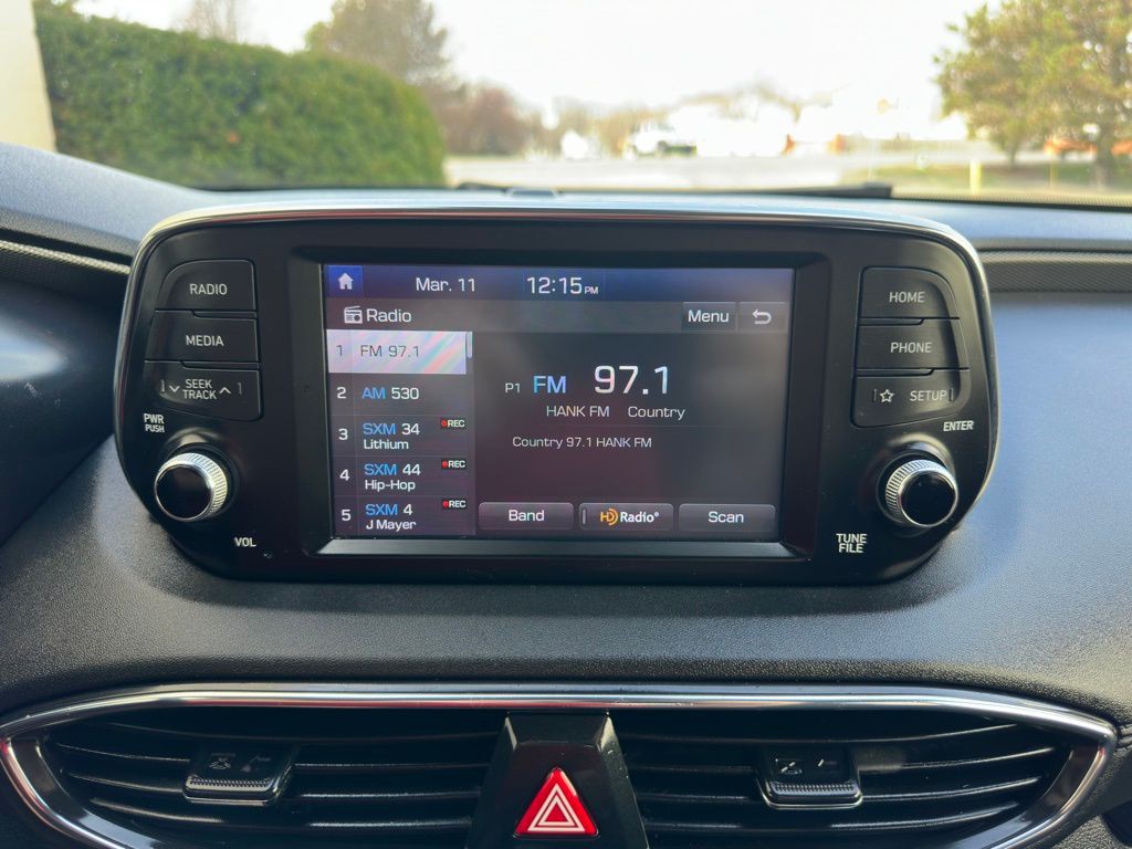 2020 Hyundai Santa Fe Image 28