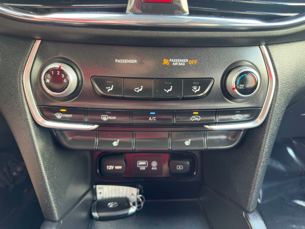 2020 Hyundai Santa Fe Image 30