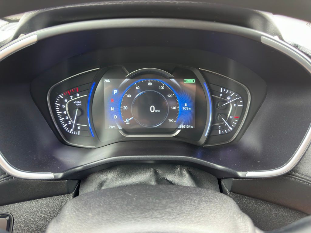 2020 Hyundai Santa Fe Image 15