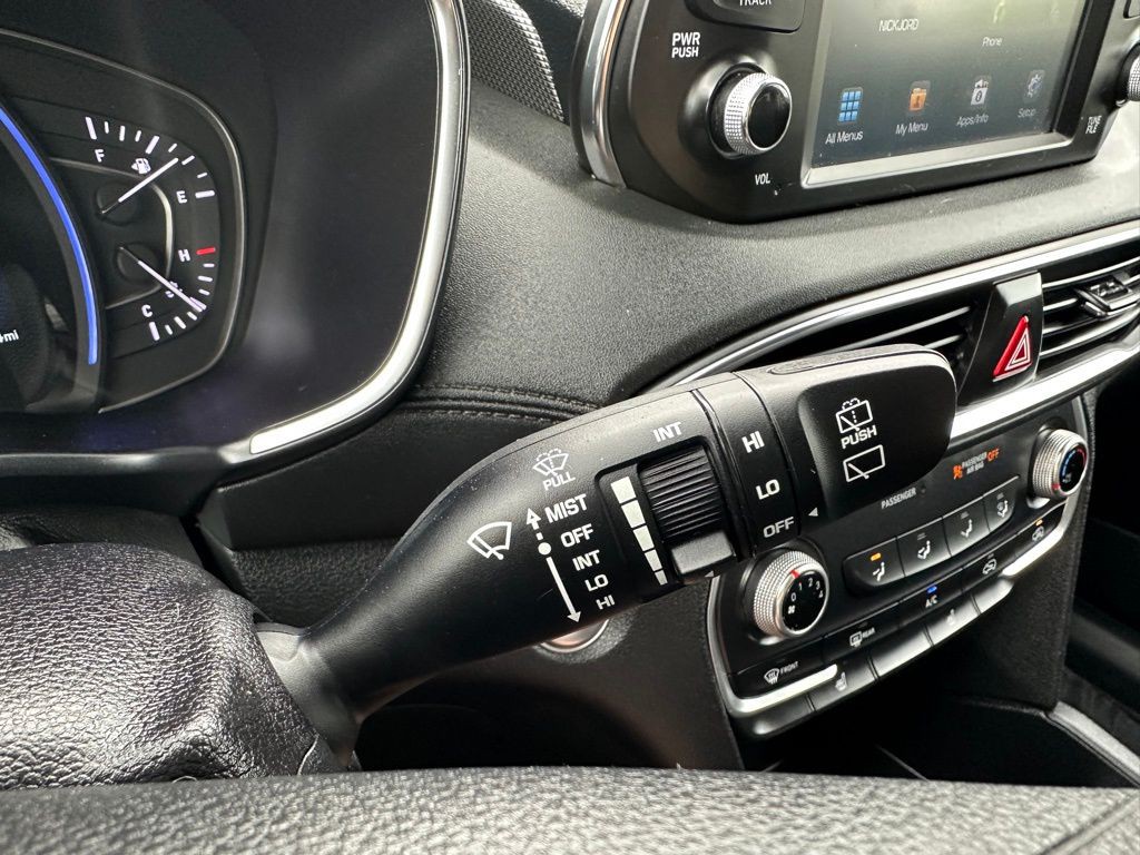 2020 Hyundai Santa Fe Image 21