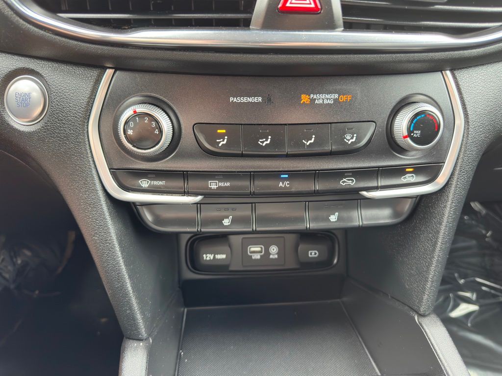 2020 Hyundai Santa Fe Image 32