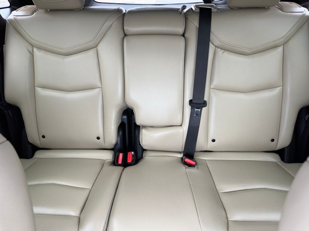 2017 Cadillac XT5 Image 12