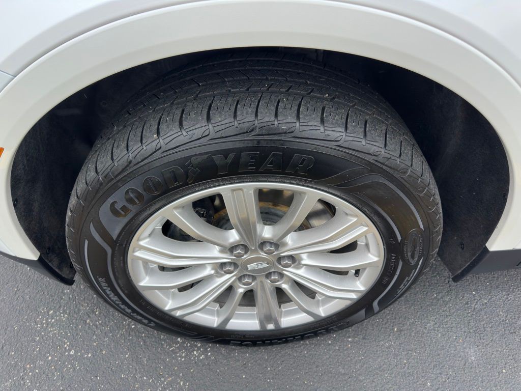 2017 Cadillac XT5 Image 40