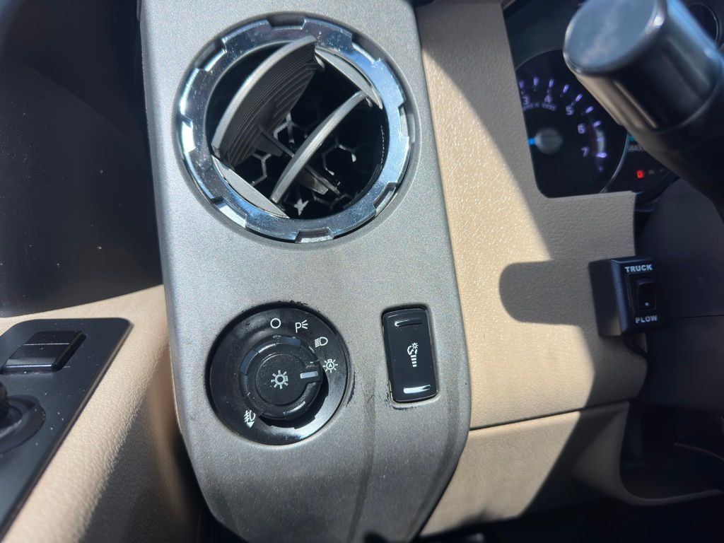2013 Ford F-250 Image 21