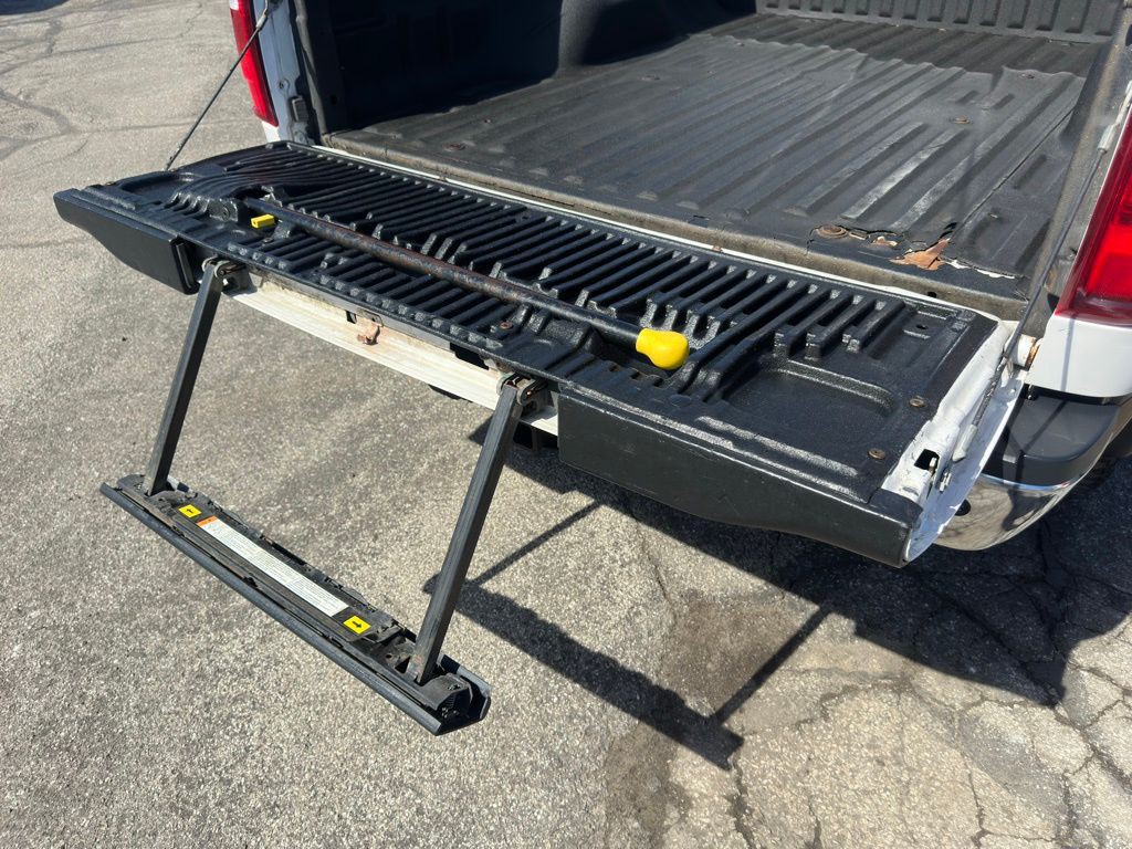 2013 Ford F-250 Image 37