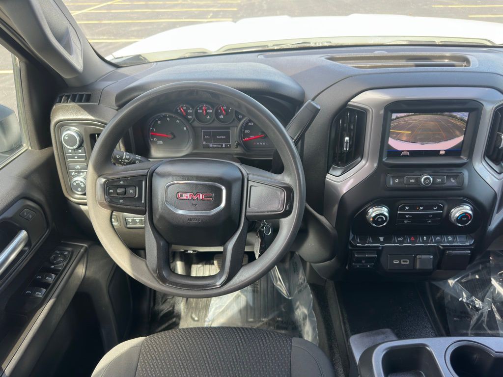 2022 GMC Sierra 3500 Image 7