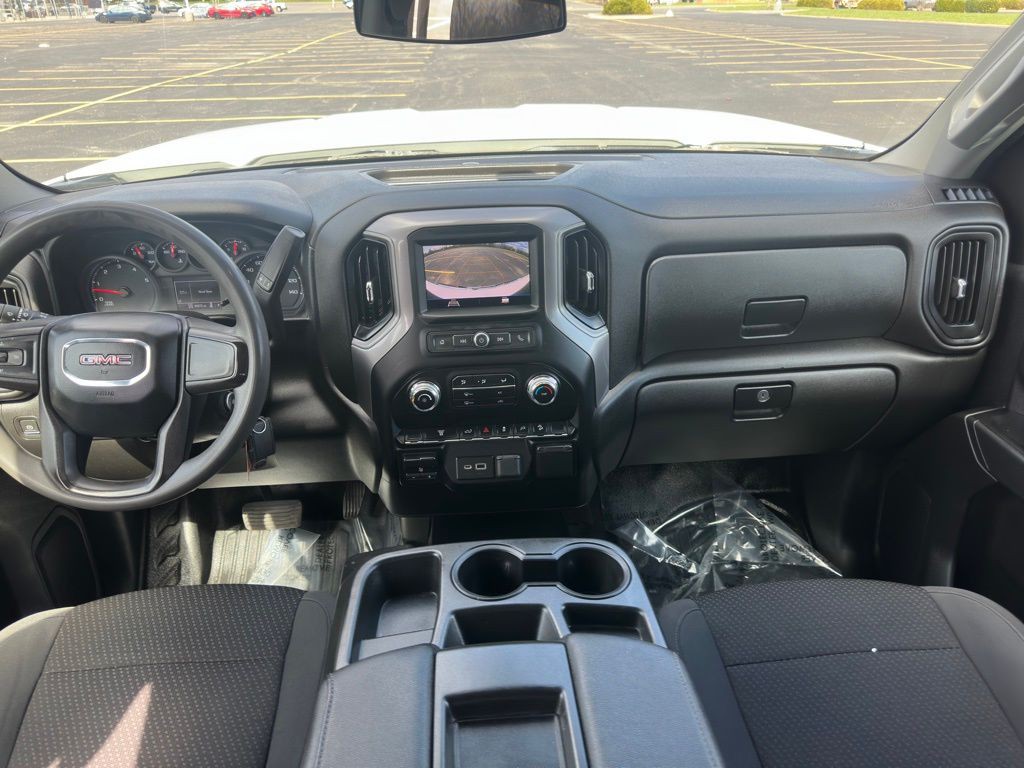 2022 GMC Sierra 3500 Image 9