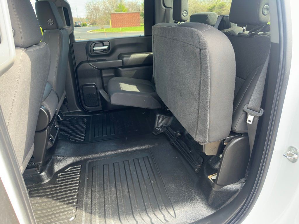 2022 GMC Sierra 3500 Image 12