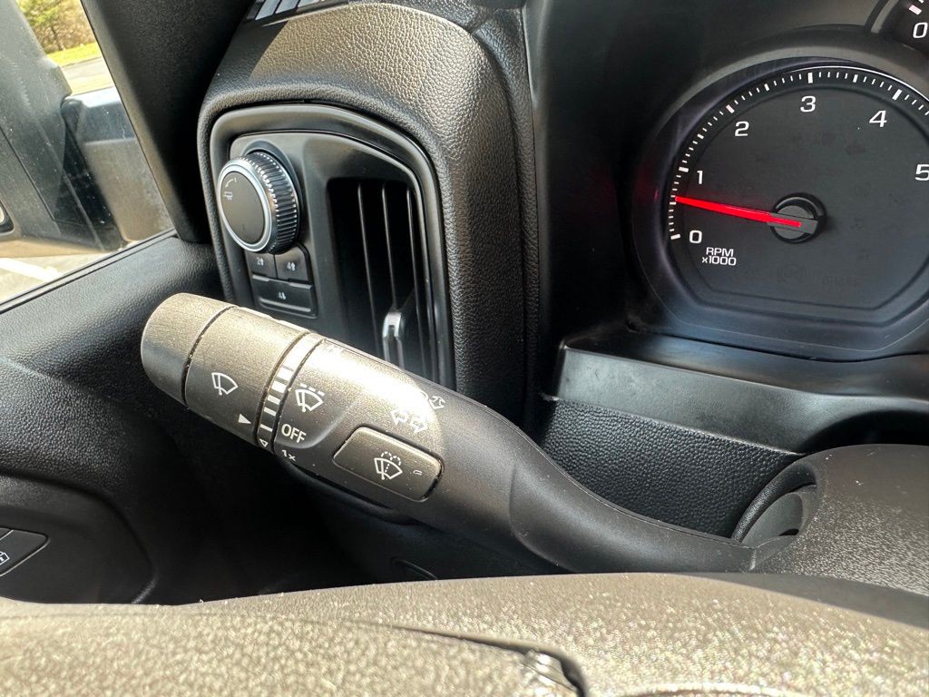 2022 GMC Sierra 3500 Image 19