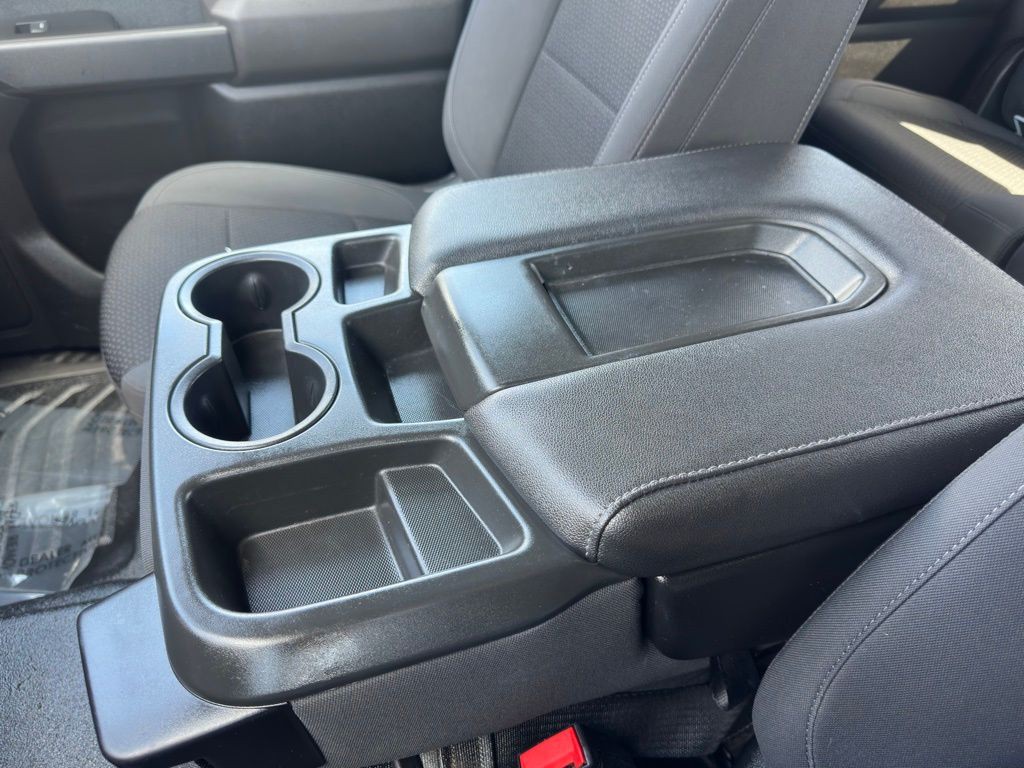 2022 GMC Sierra 3500 Image 32