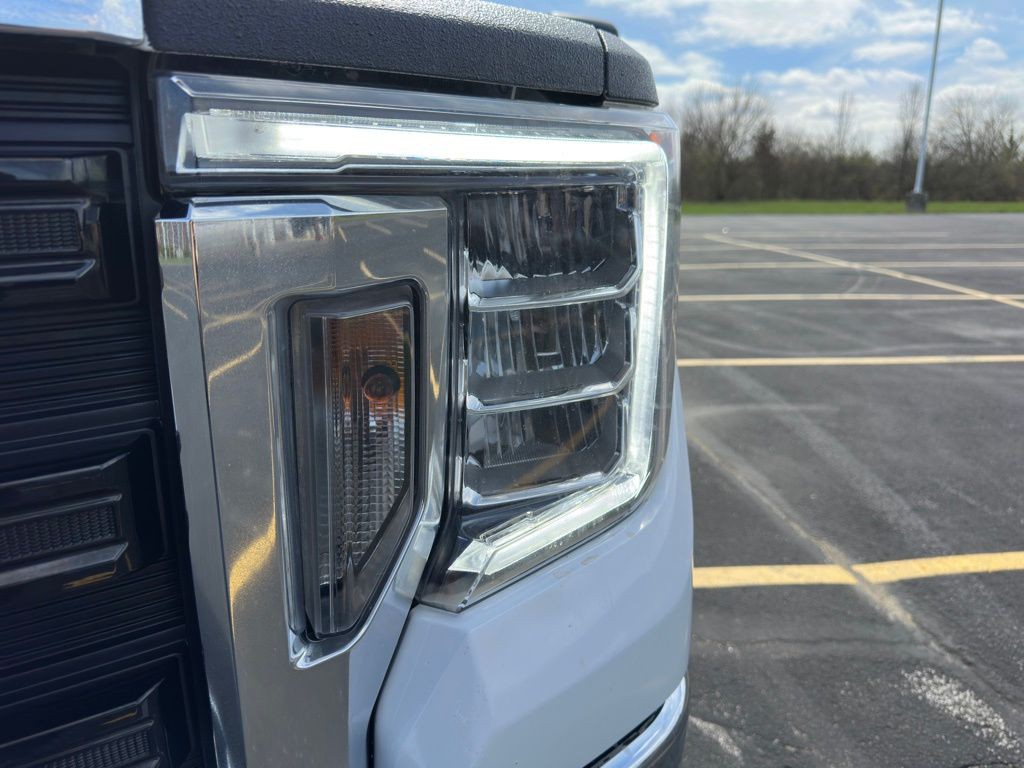 2022 GMC Sierra 3500 Image 41