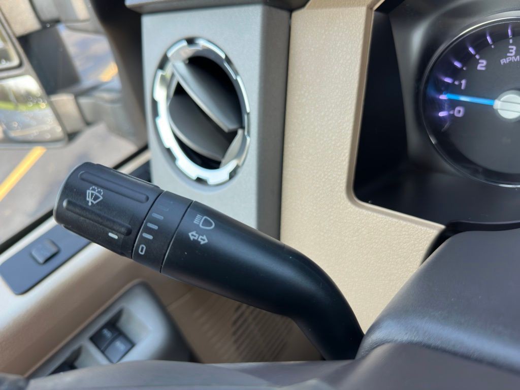2014 Ford F-250 Image 22