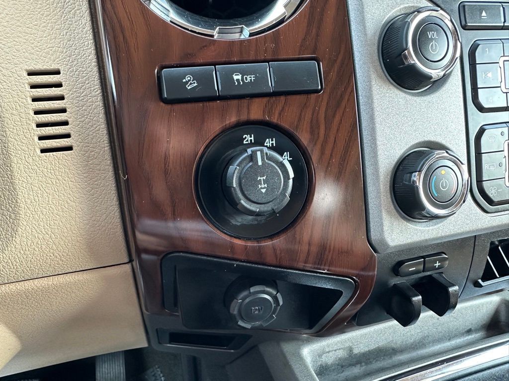 2014 Ford F-250 Image 27