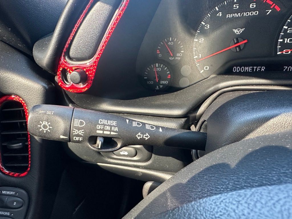 1997 Chevrolet Corvette Image 12