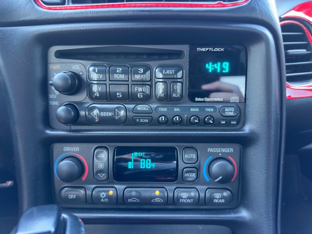 1997 Chevrolet Corvette Image 14