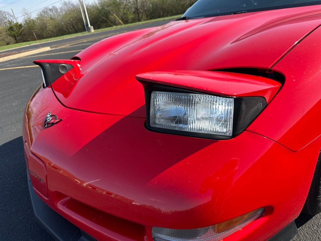 1997 Chevrolet Corvette Image 25
