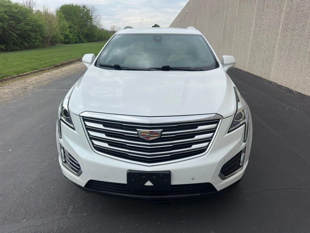 2017 Cadillac XT5 Image 2