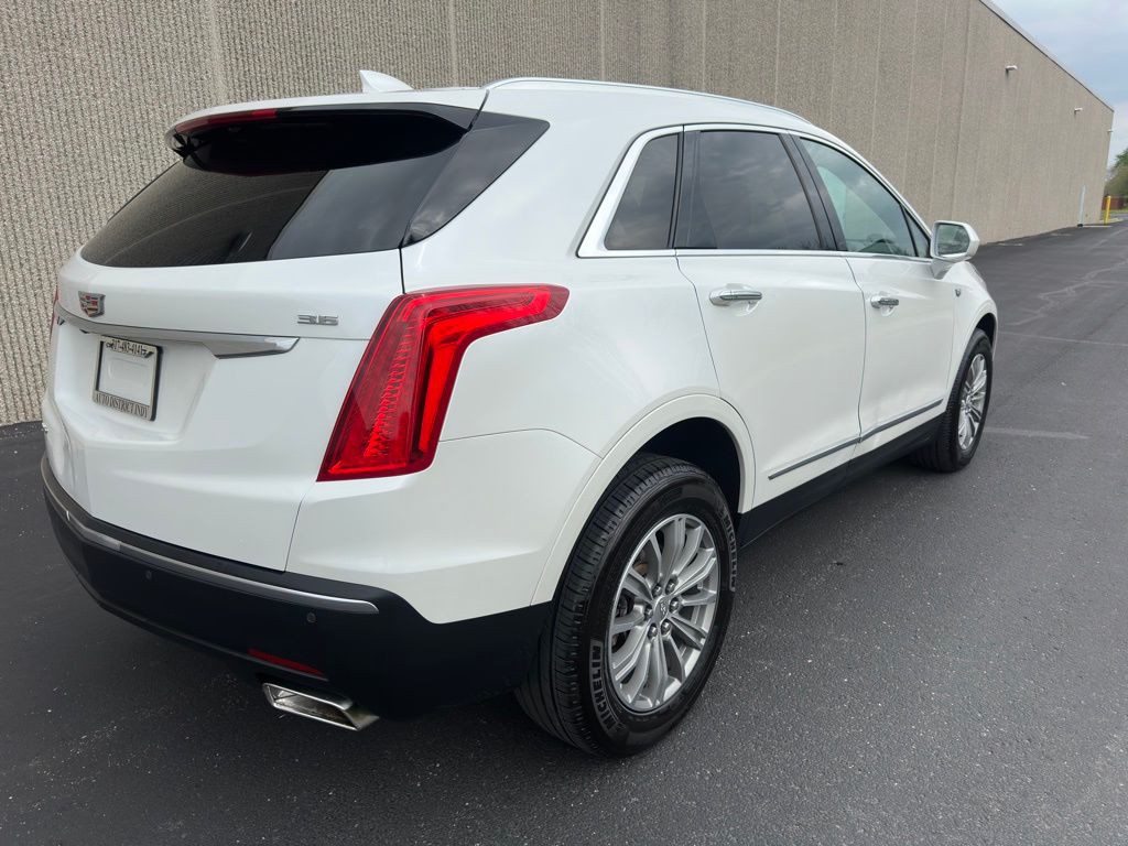 2017 Cadillac XT5 Image 4