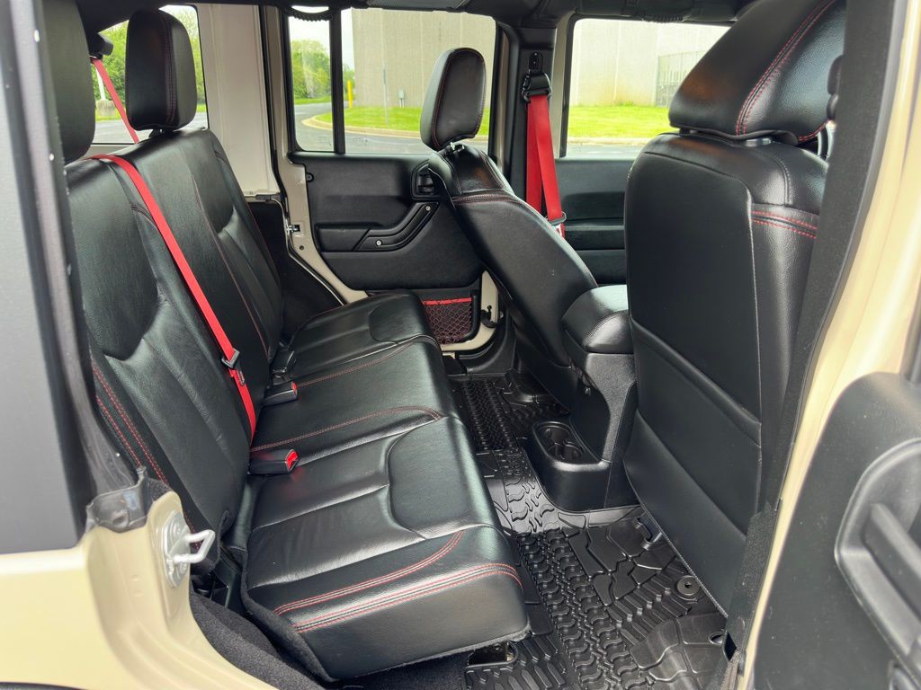 2017 Jeep Wrangler Image 13