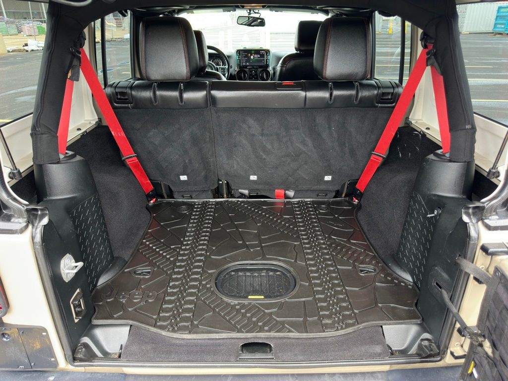 2017 Jeep Wrangler Image 29