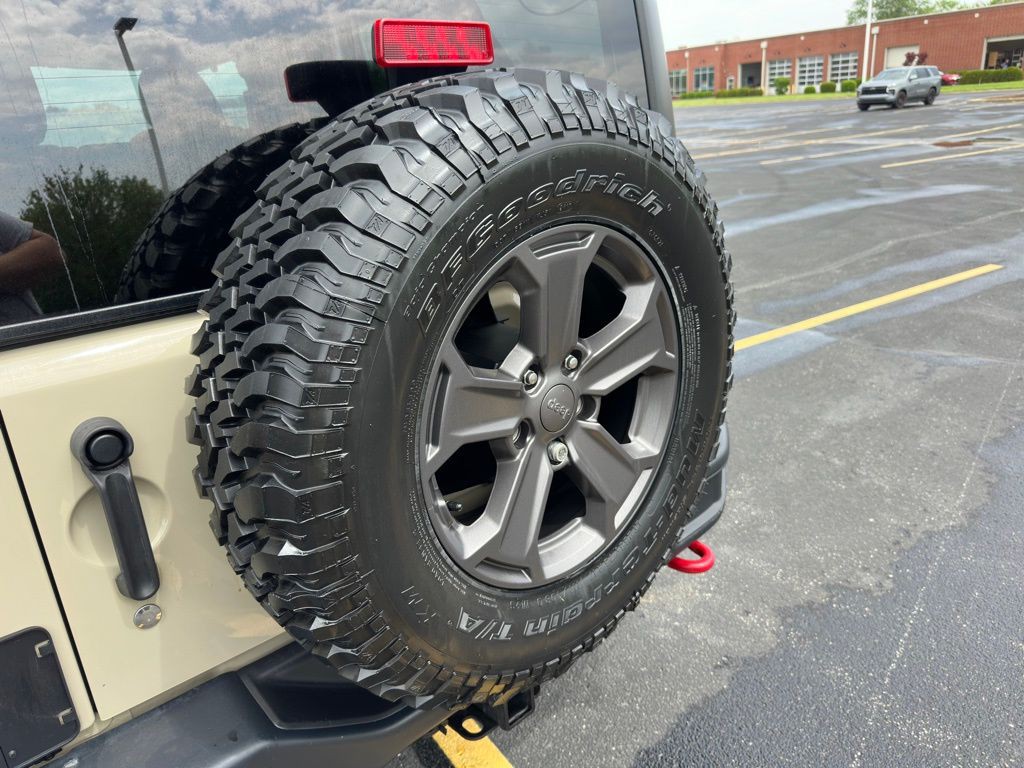 2017 Jeep Wrangler Image 30