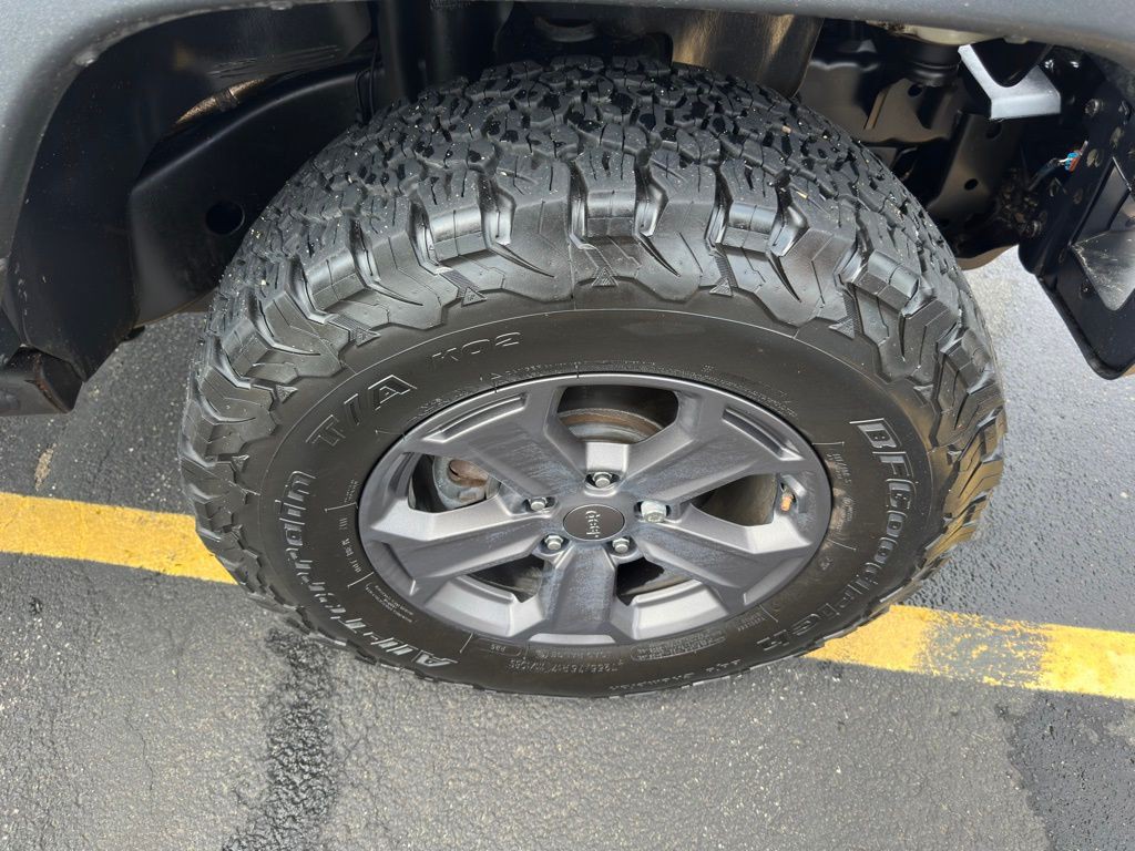 2017 Jeep Wrangler Image 38