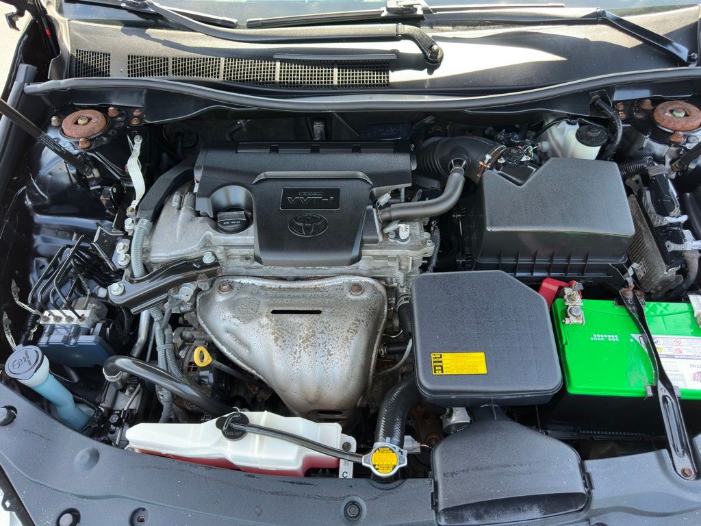 2015 Toyota Camry Image 31
