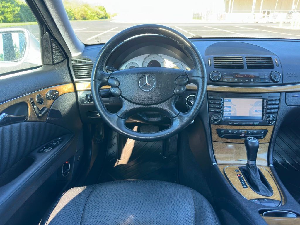 2008 Mercedes-Benz E-Class Image 7