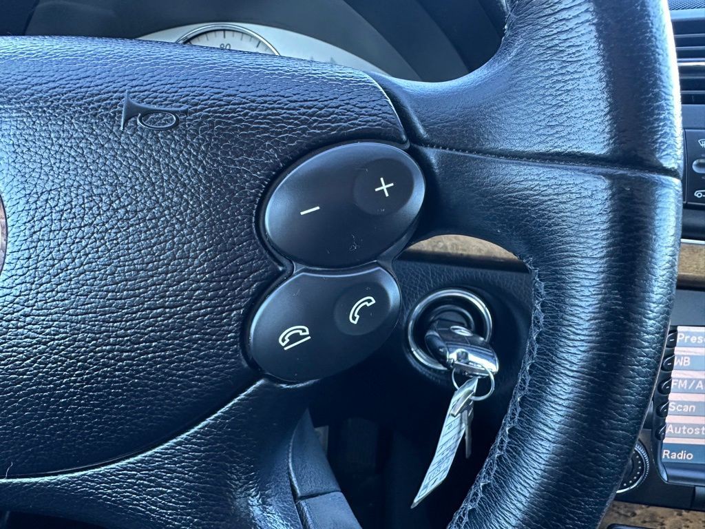 2008 Mercedes-Benz E-Class Image 20