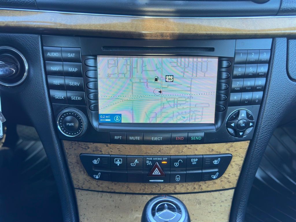 2008 Mercedes-Benz E-Class Image 25