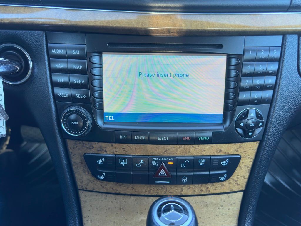 2008 Mercedes-Benz E-Class Image 26