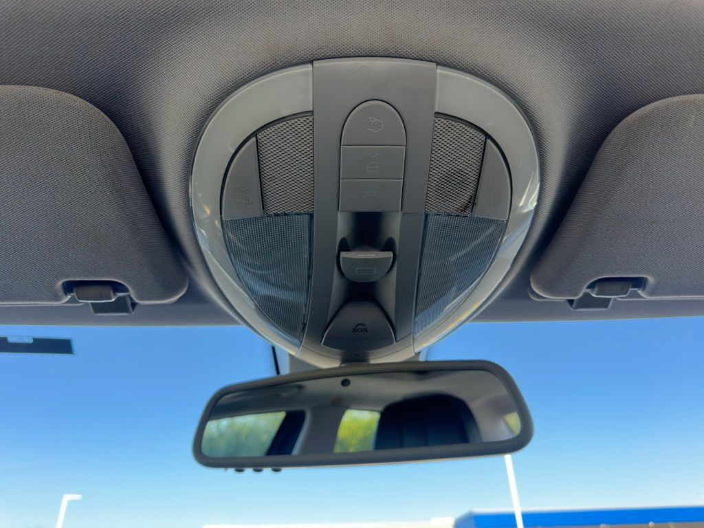 2008 Mercedes-Benz E-Class Image 28