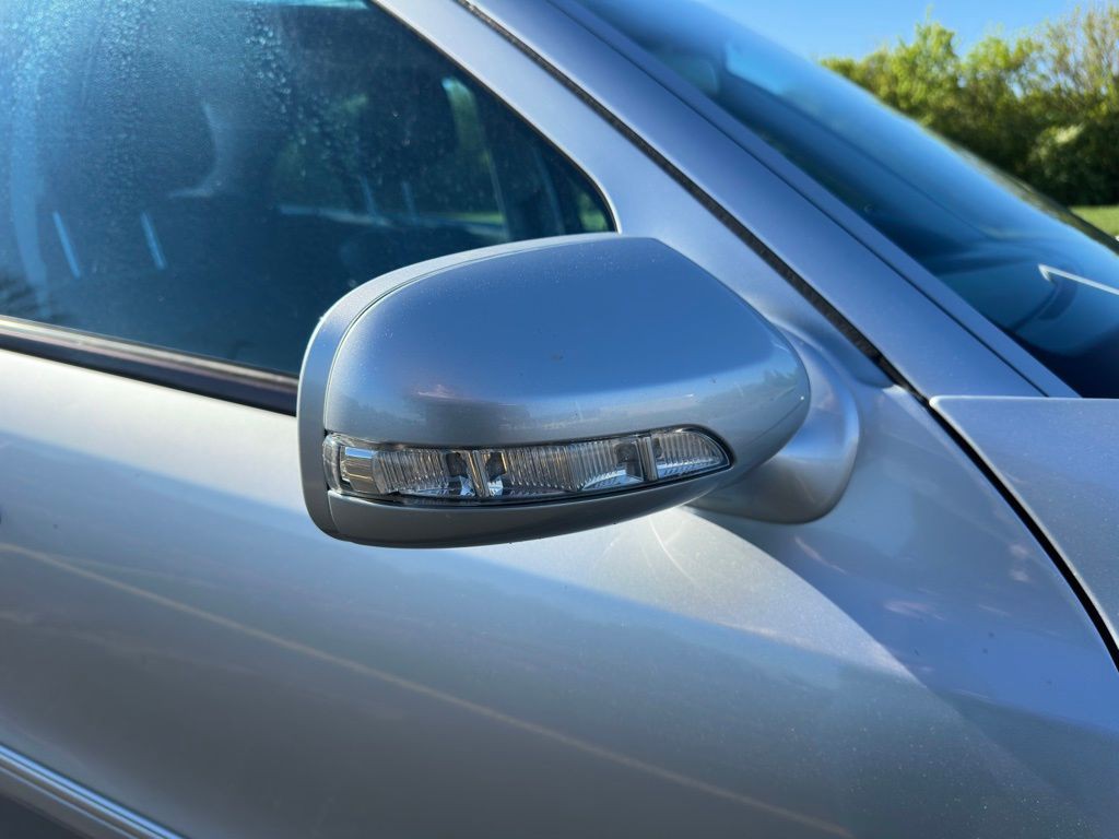 2008 Mercedes-Benz E-Class Image 34