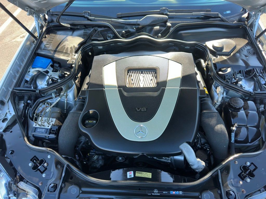 2008 Mercedes-Benz E-Class Image 35