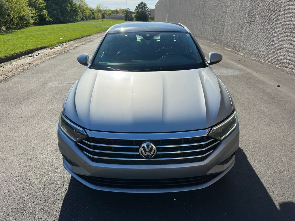 2019 Volkswagen Jetta Image 2