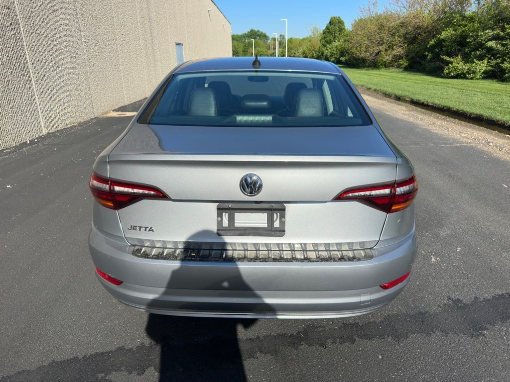 2019 Volkswagen Jetta Image 5